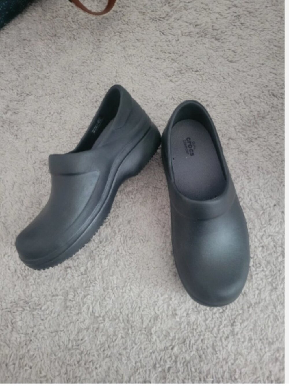 Crocs Neria Pro Nurse Clogs sz 9 Excellent Condition Slip on Shoes